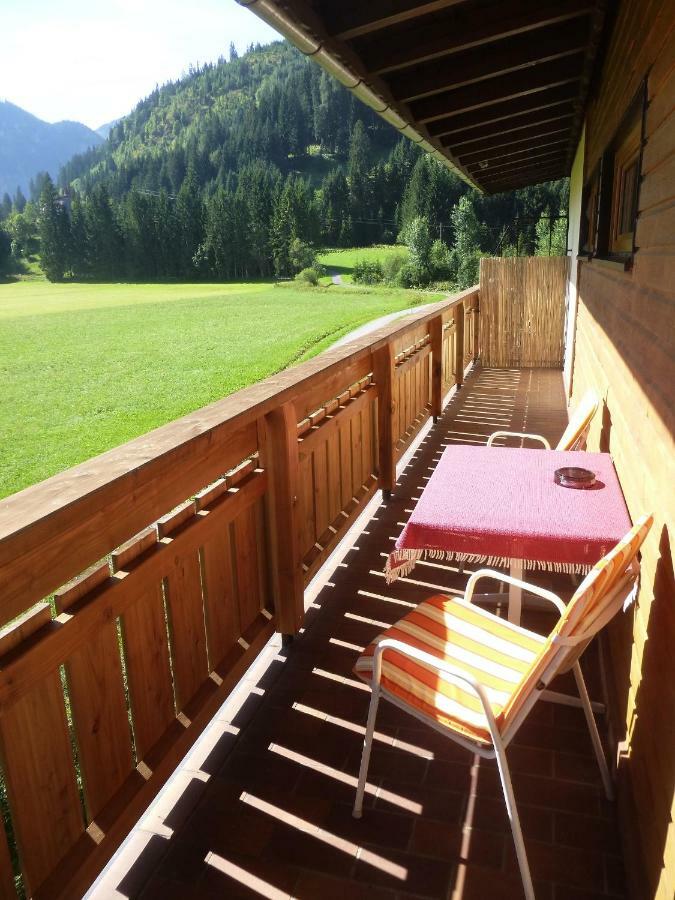 Hotel Haus Alpenland Tannheim Exterior foto